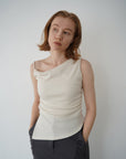 Drape asymmetry top