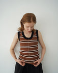 Bi-color boarder tank top