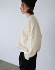 Curve sleeve sweat pullover