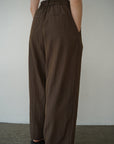 Woven tuck pants