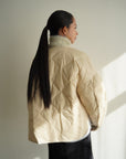 Curve sleeve quilting jacket