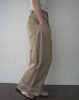 Tuck line pants