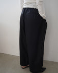 Twill tuck cocoon pants