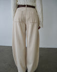 Belt curve denim pants