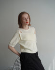 Cross design half sleeve knit