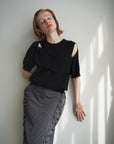 Cross design half sleeve knit