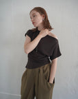 Unbalance tuck top