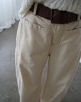 Belt curve denim pants