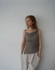 Drape asymmetry top