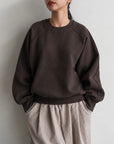 Curve sleeve sweat pullover