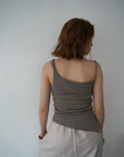Drape asymmetry top