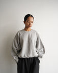Curve sleeve sweat pullover