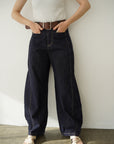Belt curve denim pants