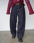 Belt curve denim pants