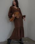 Volume sleeve one-piece