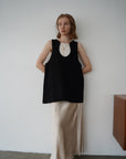 Wave neck vest
