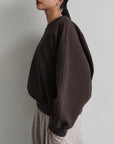 Curve sleeve sweat pullover