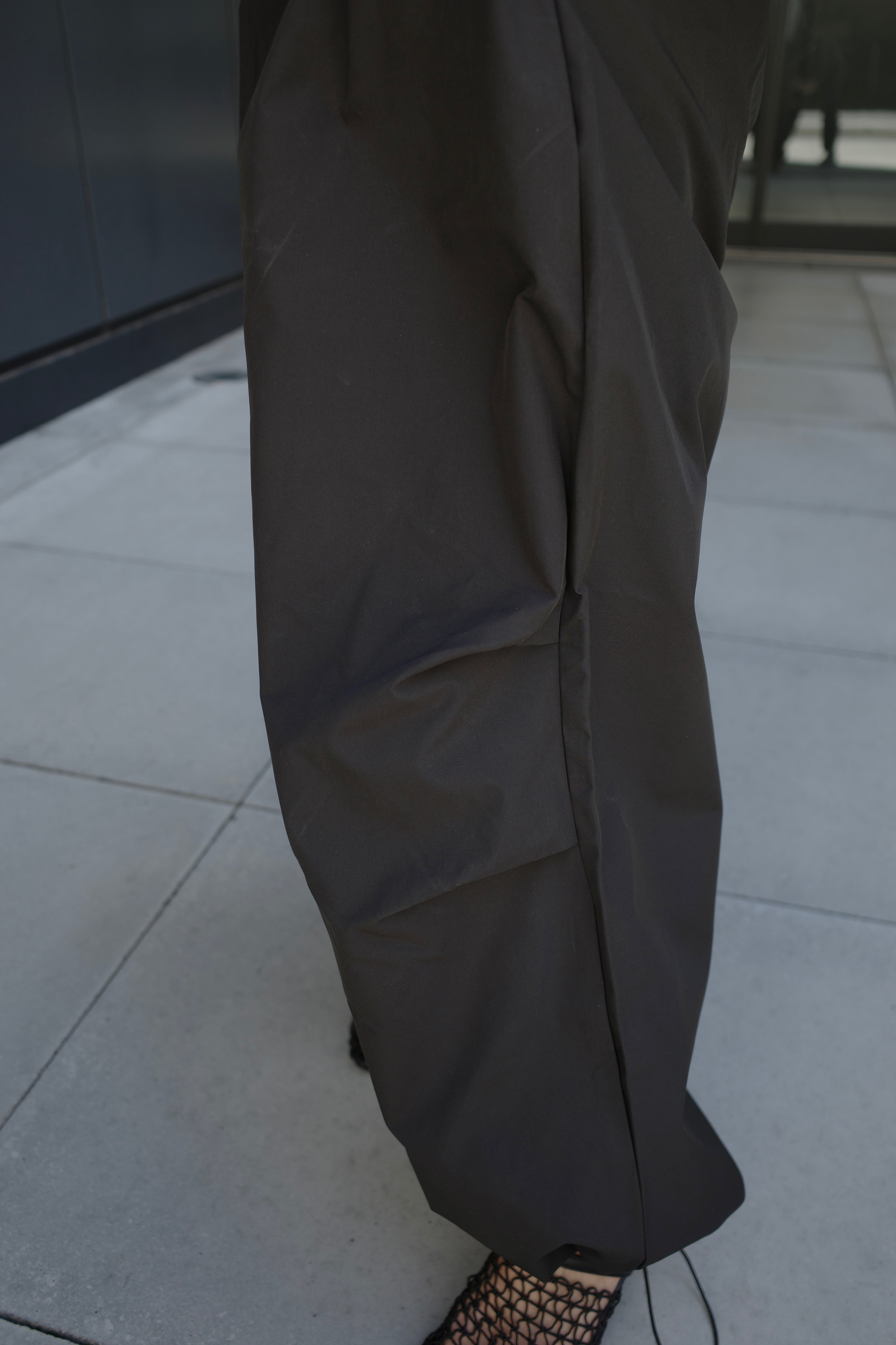 Water repellent parachute pants