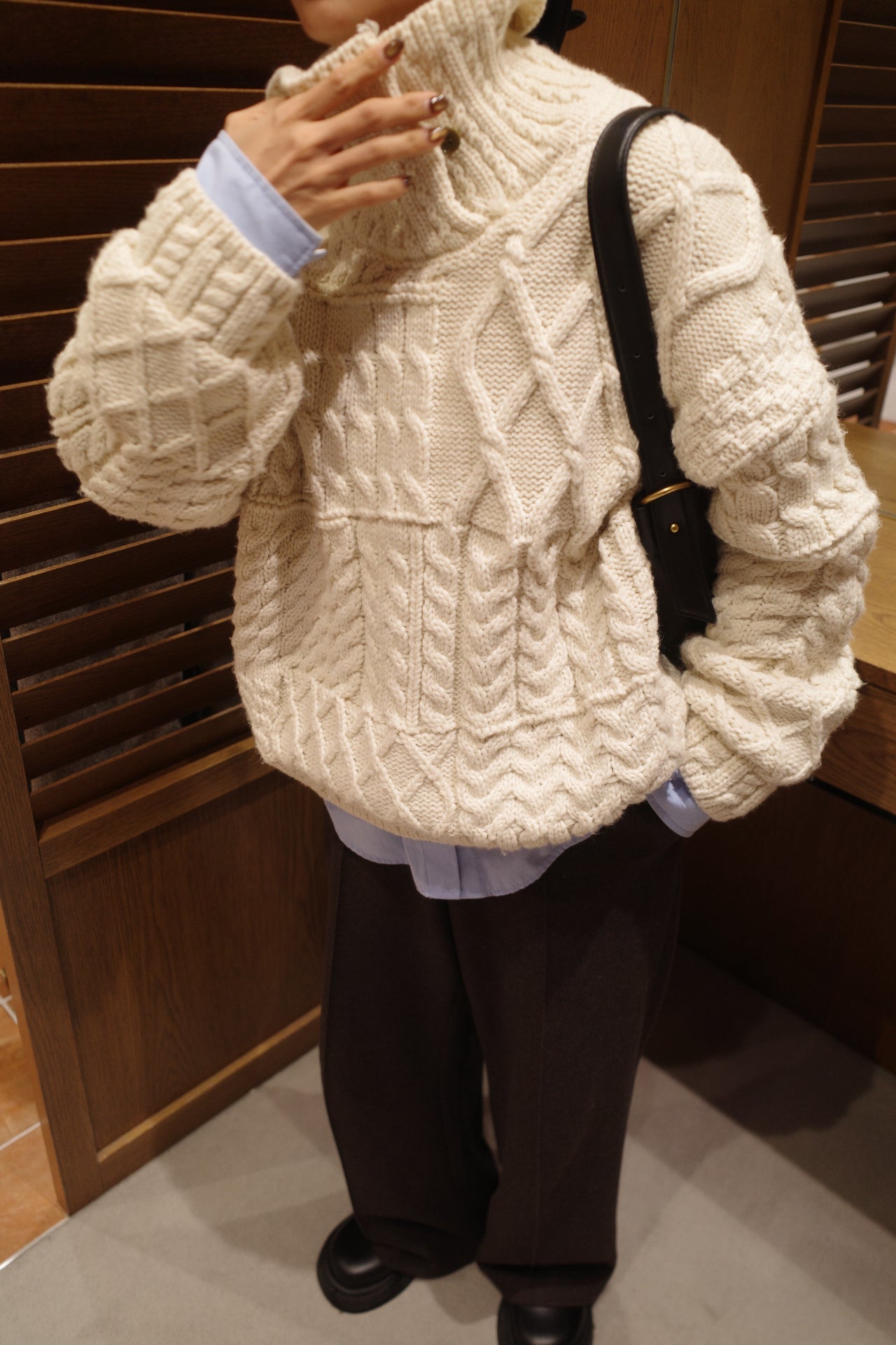 Asymmetric cable knit