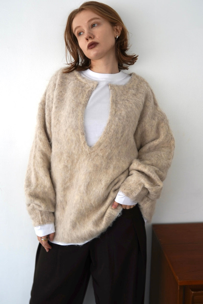 Deep skipper mohair knit