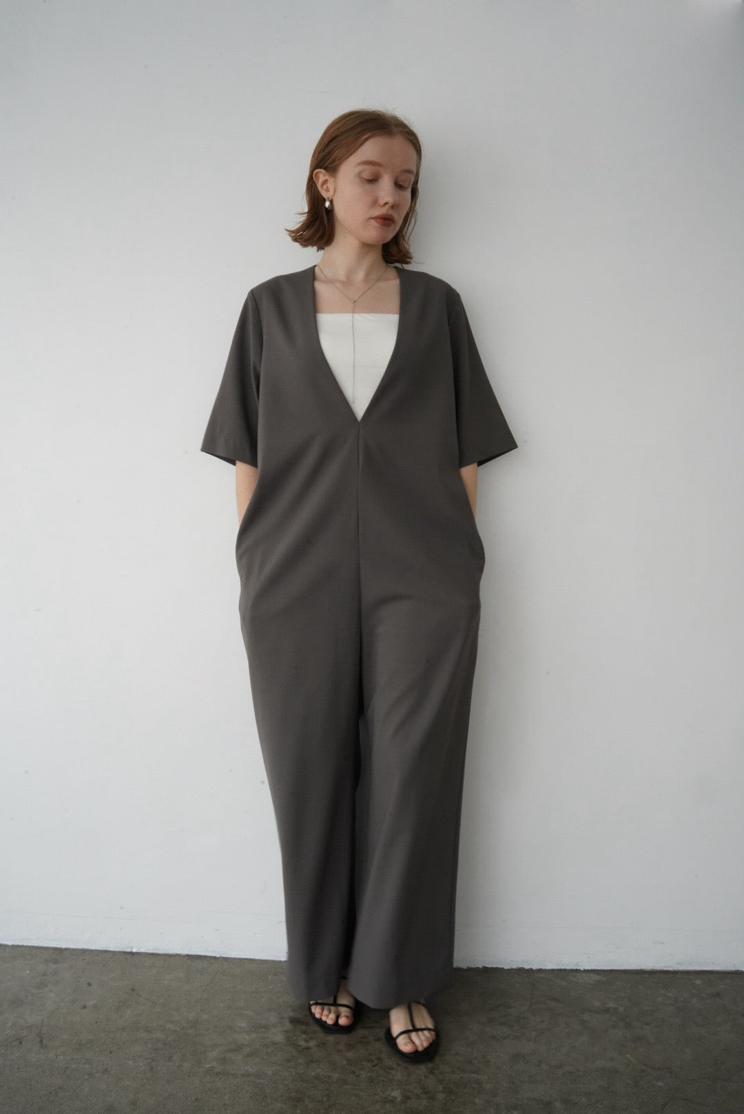 V neck jump suit