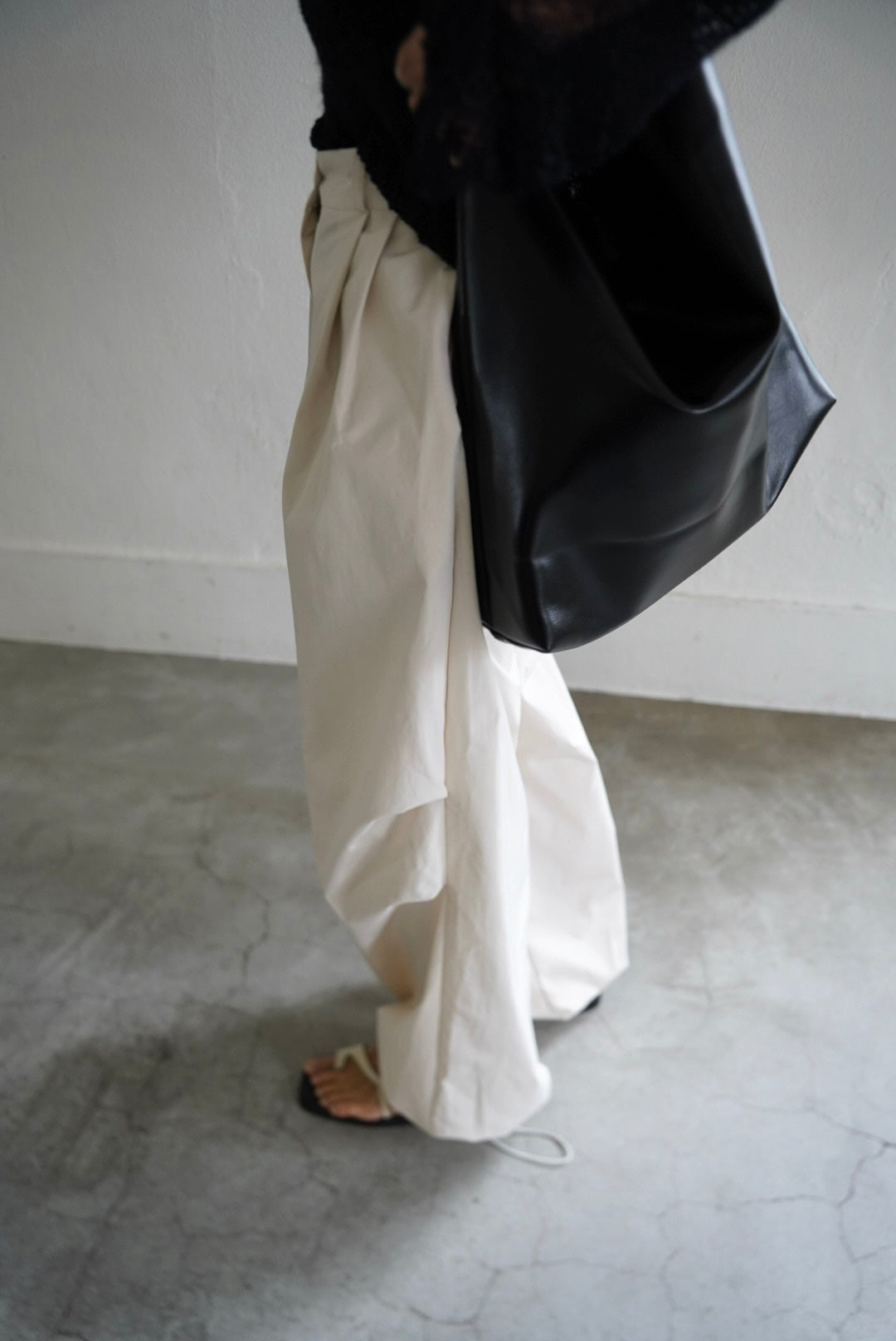 Water repellent parachute pants