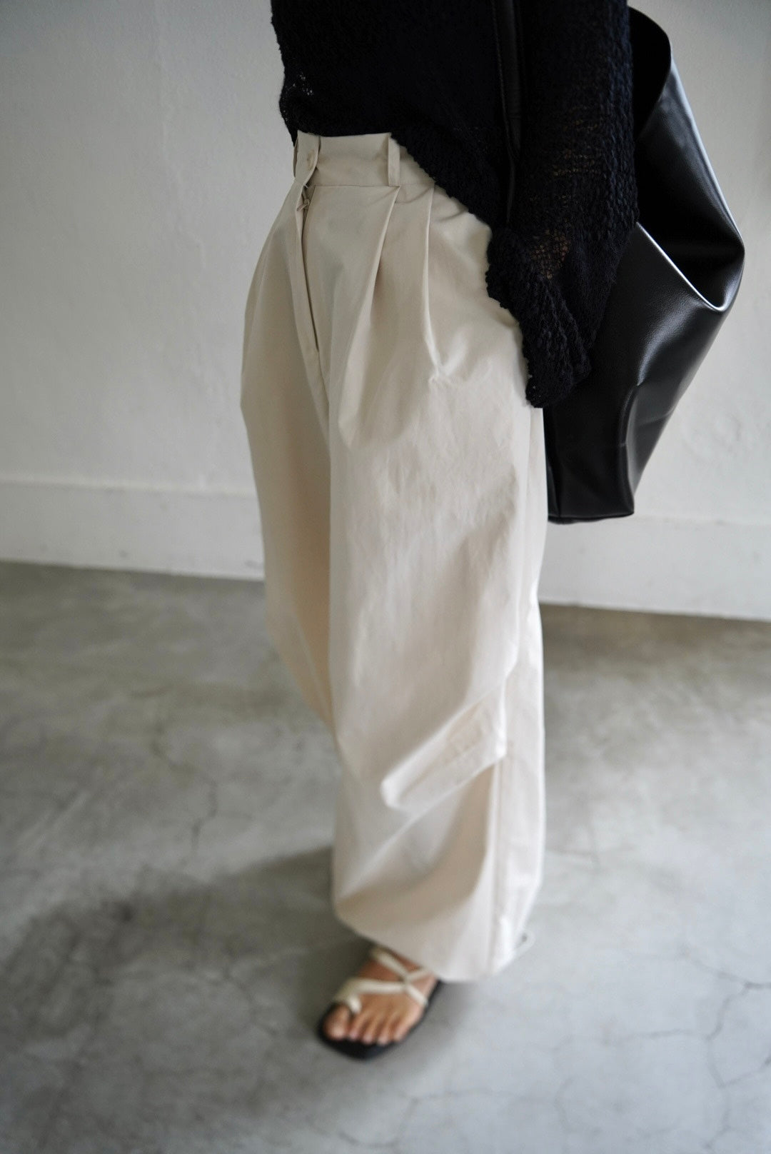Water repellent parachute pants