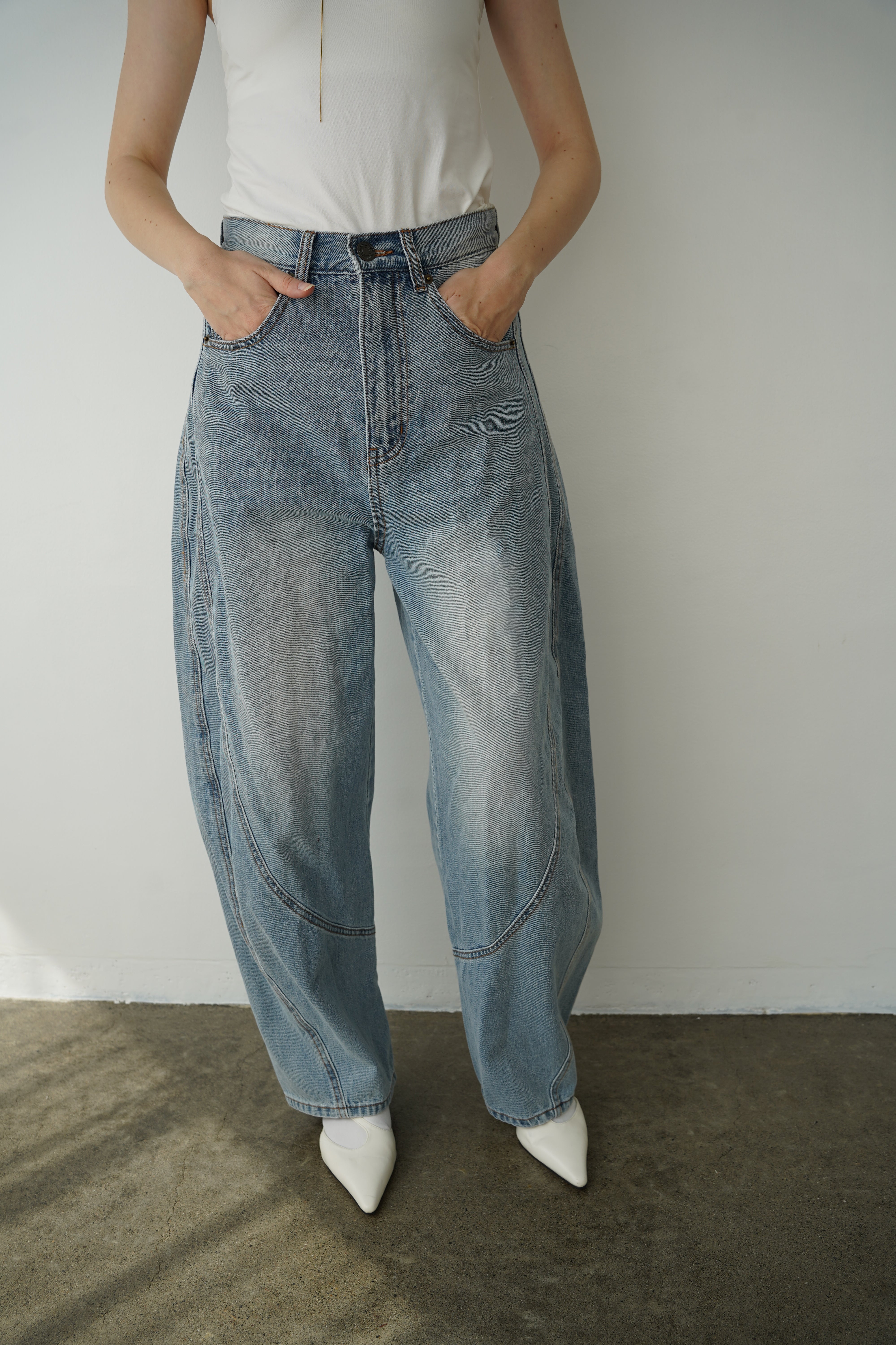 Curve balloon denim pants