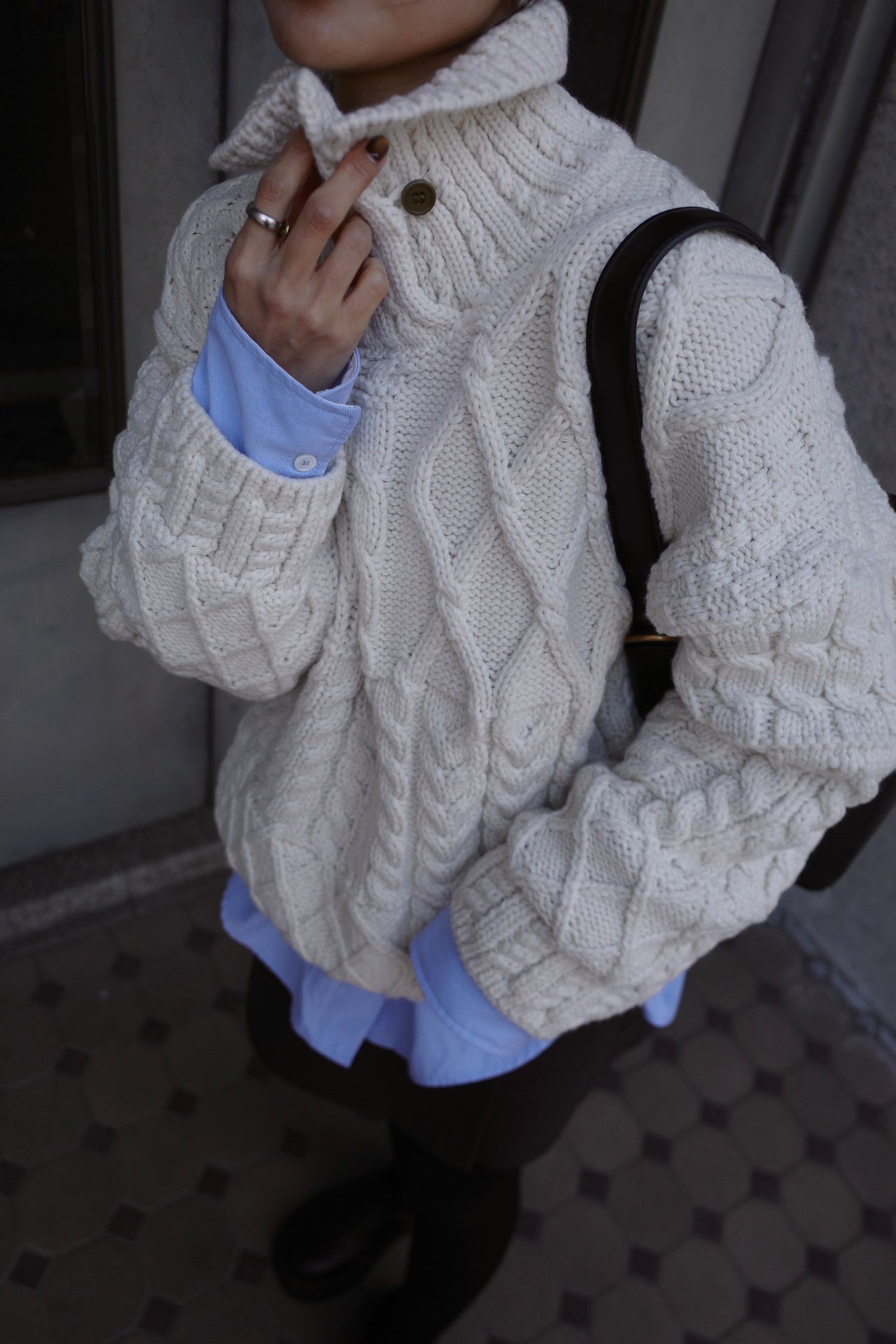 Asymmetric cable knit
