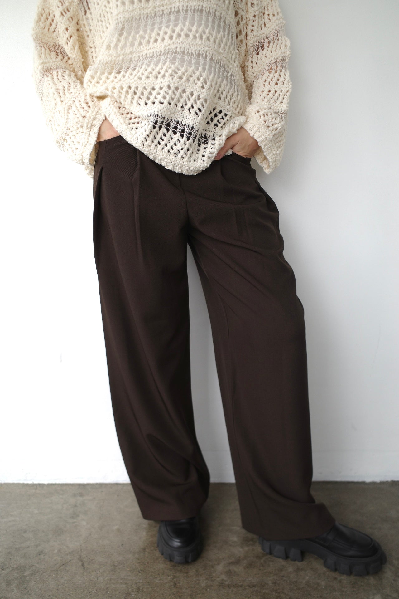 Side pleats slacks pants