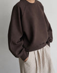 Curve sleeve sweat pullover