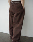 Tuck line pants