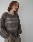 Design pattern sheer knit