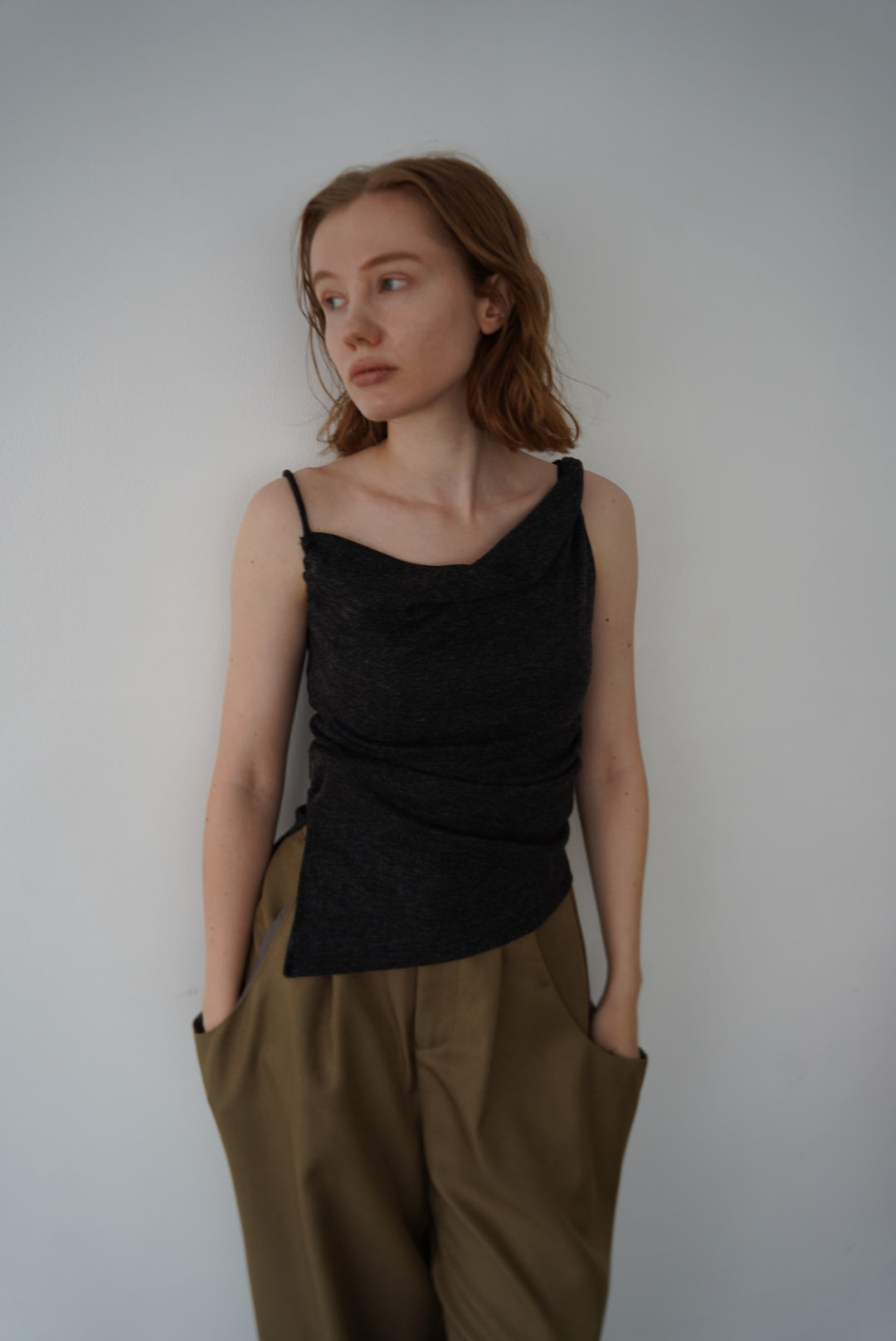 Drape asymmetry top