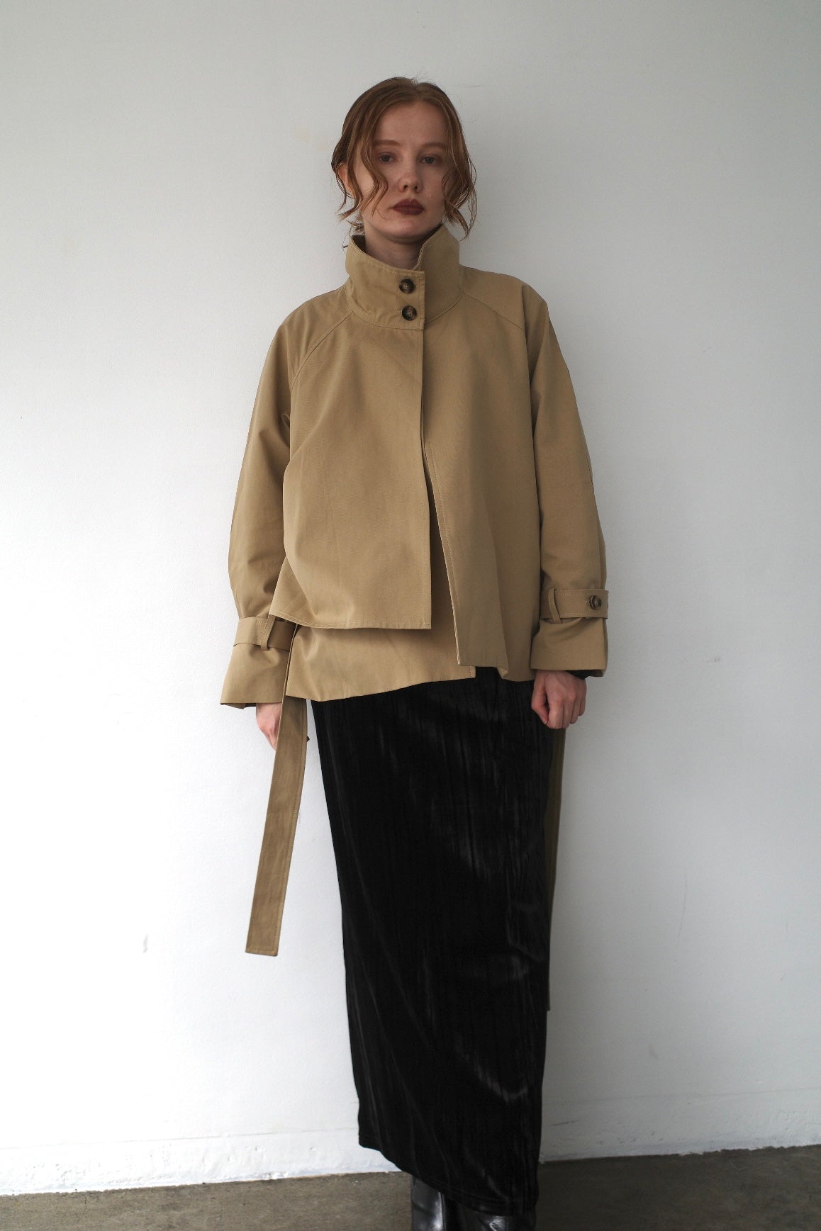 Half cape short trench