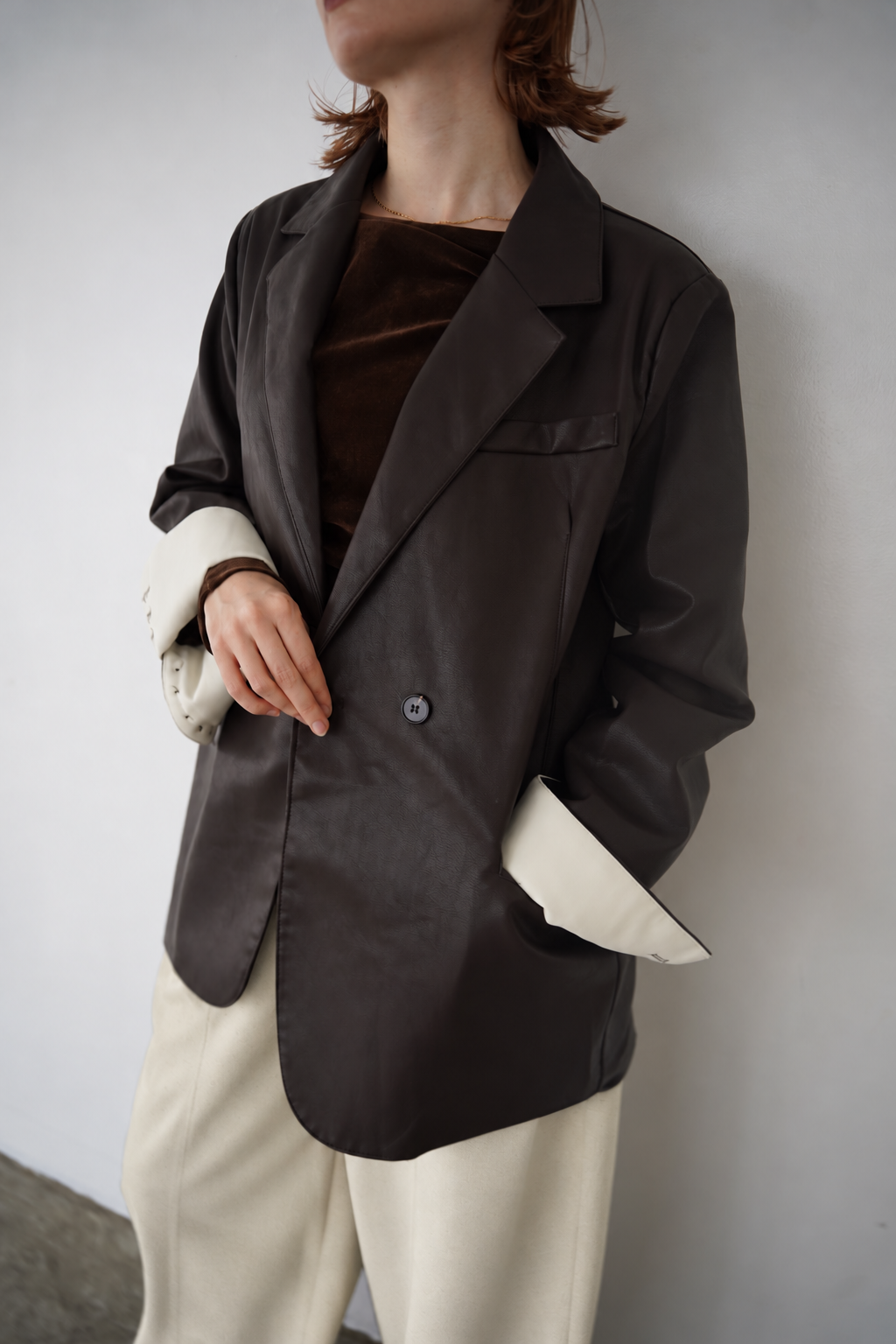 Bi-color cuffs leather jacket