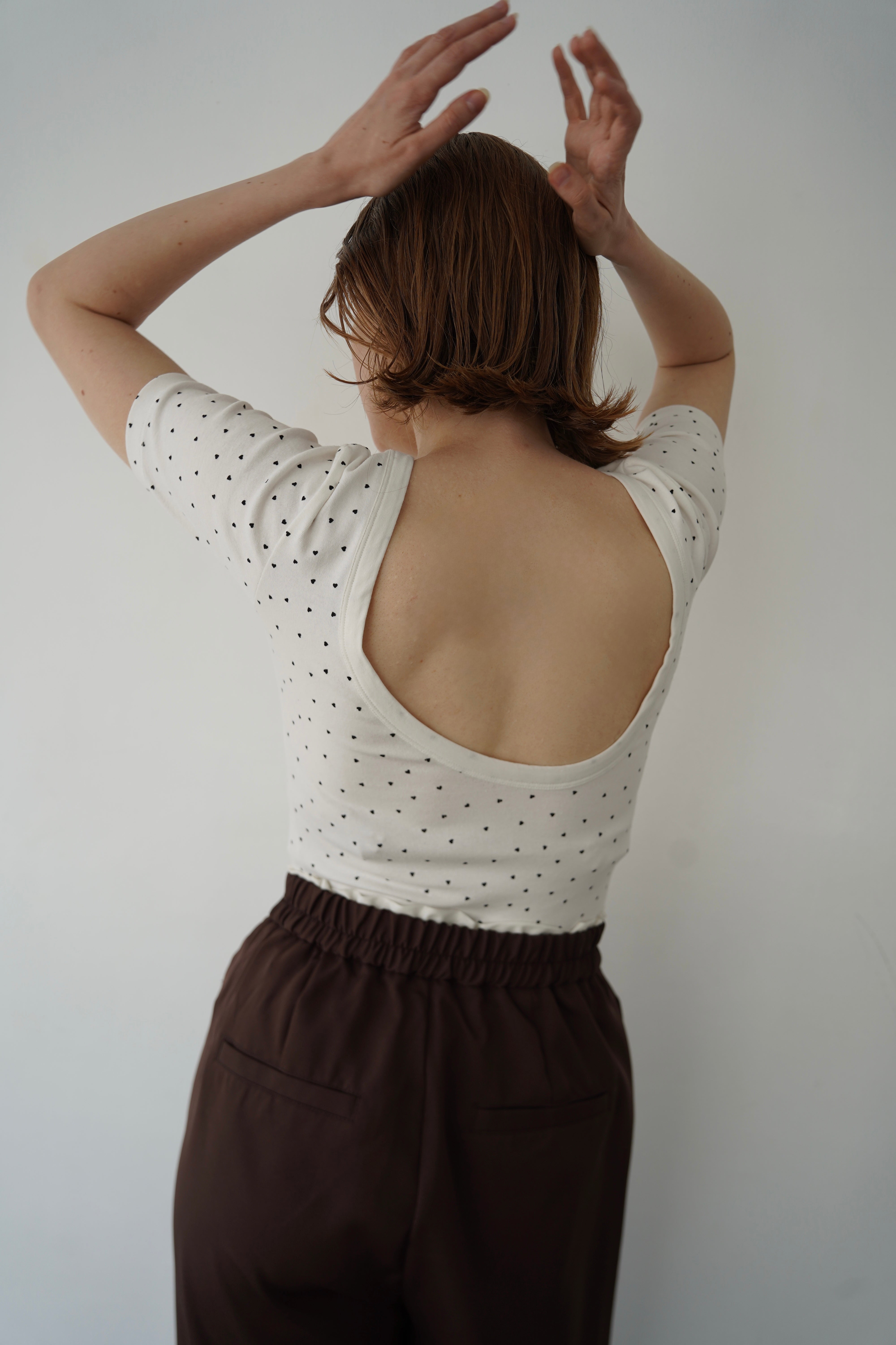【6/5-発売】Heart dot back open T