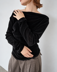 【予約販売】10月上旬-発送　Unbalance gather sier velours tops
