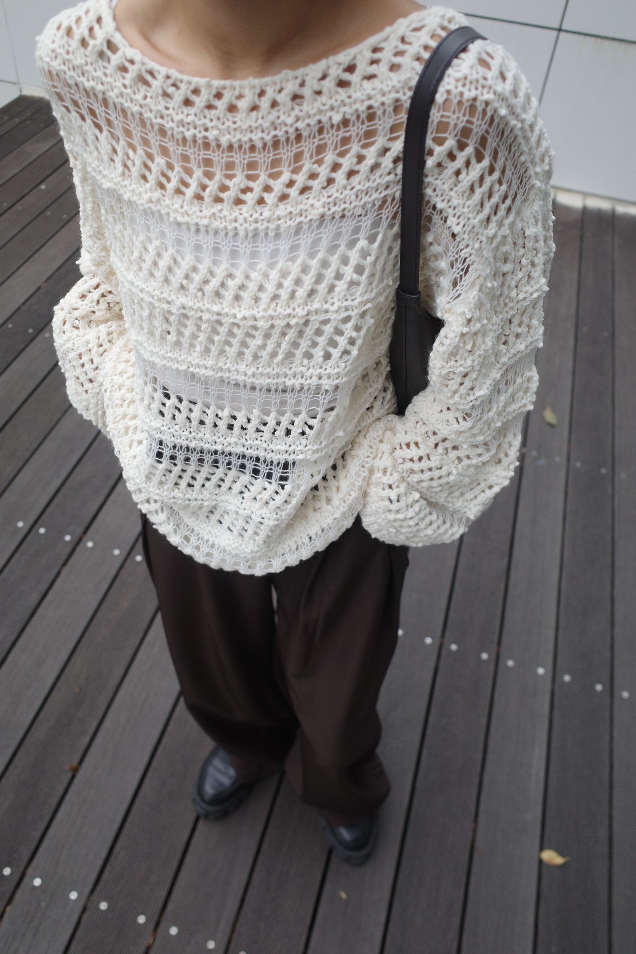 Design pattern sheer knit