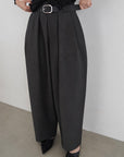 Twill tuck cocoon pants