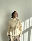 Cable hight neck knit