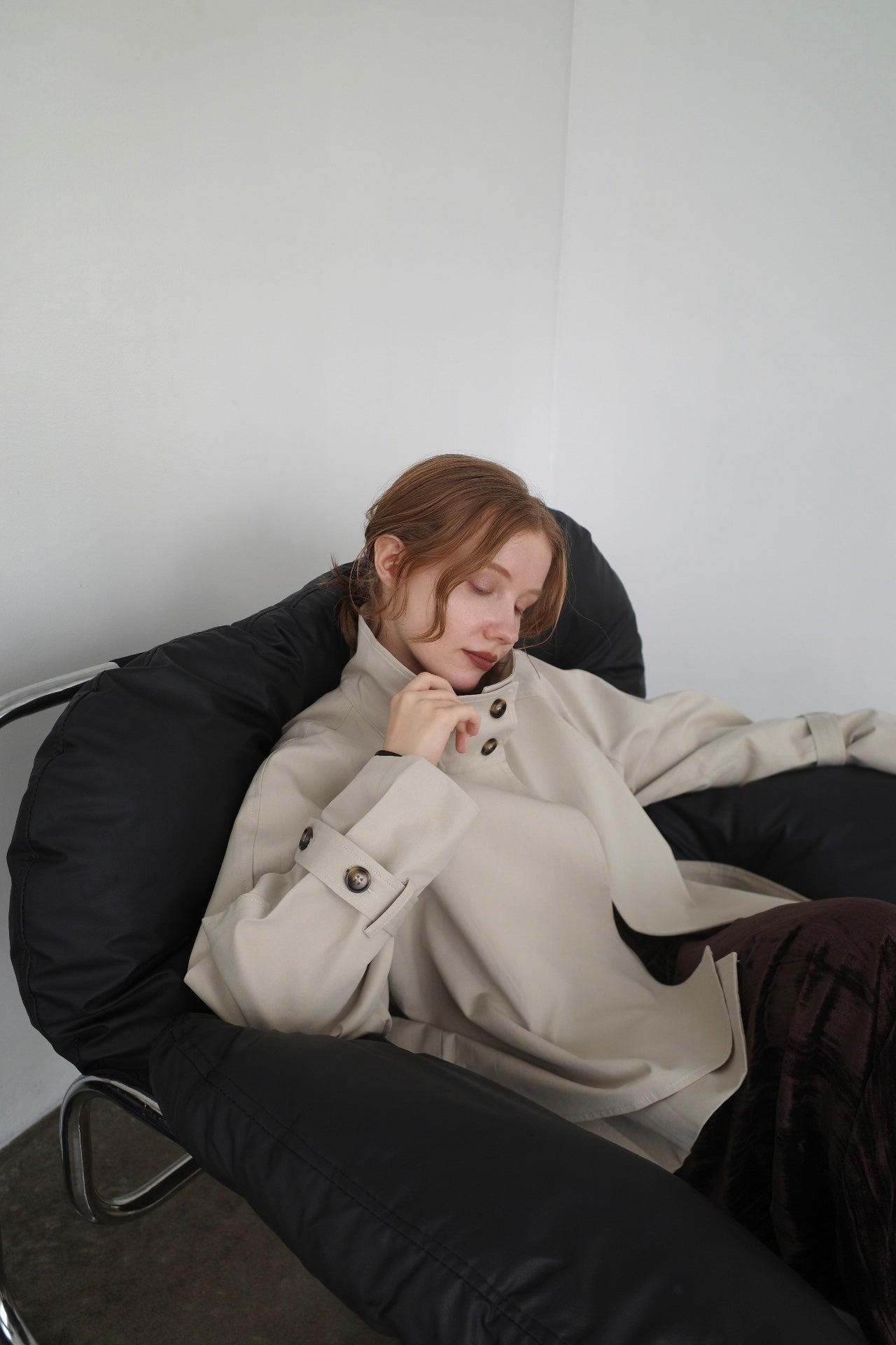 Half cape short trench