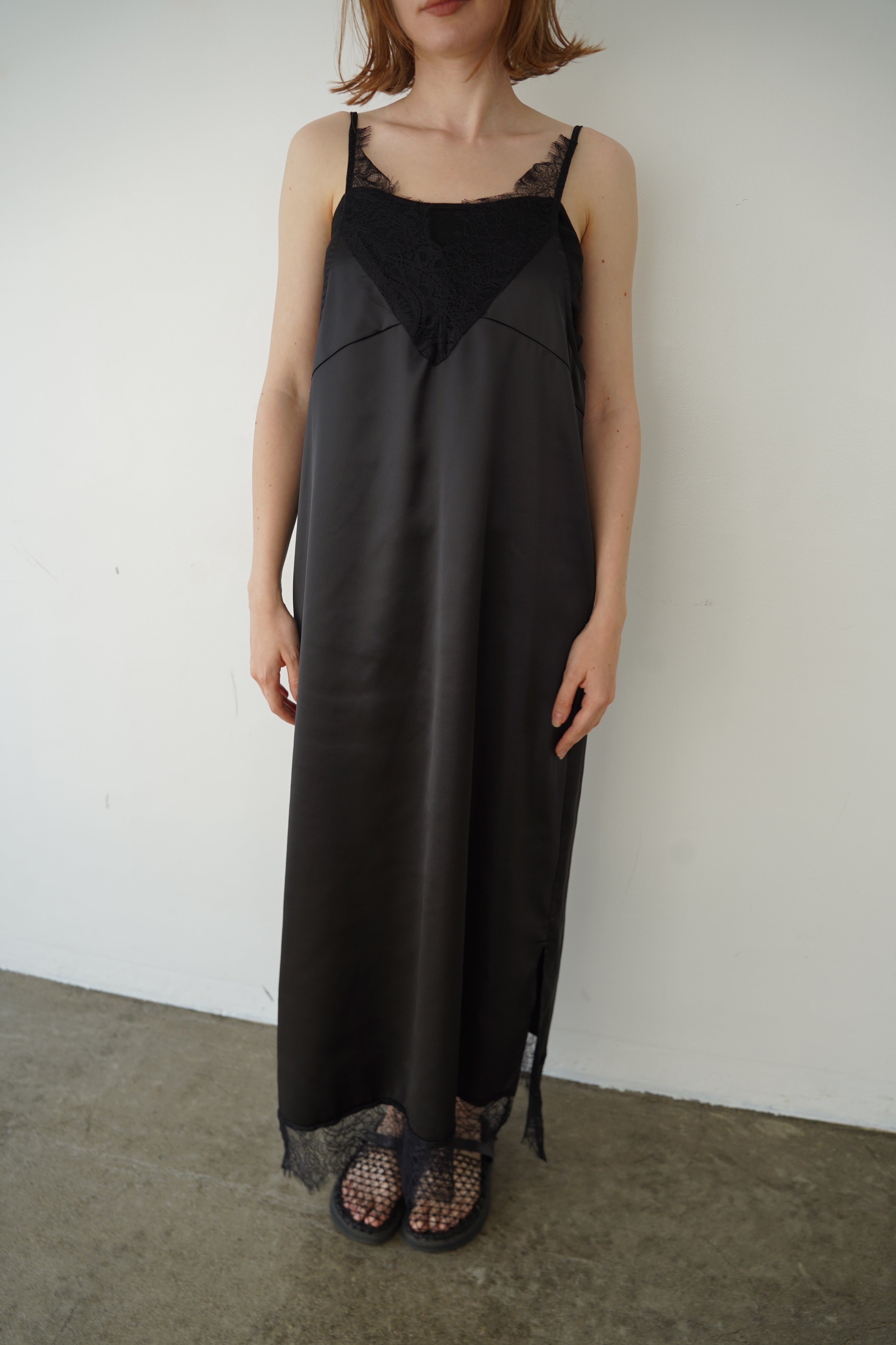 Race satin camisole one-piece