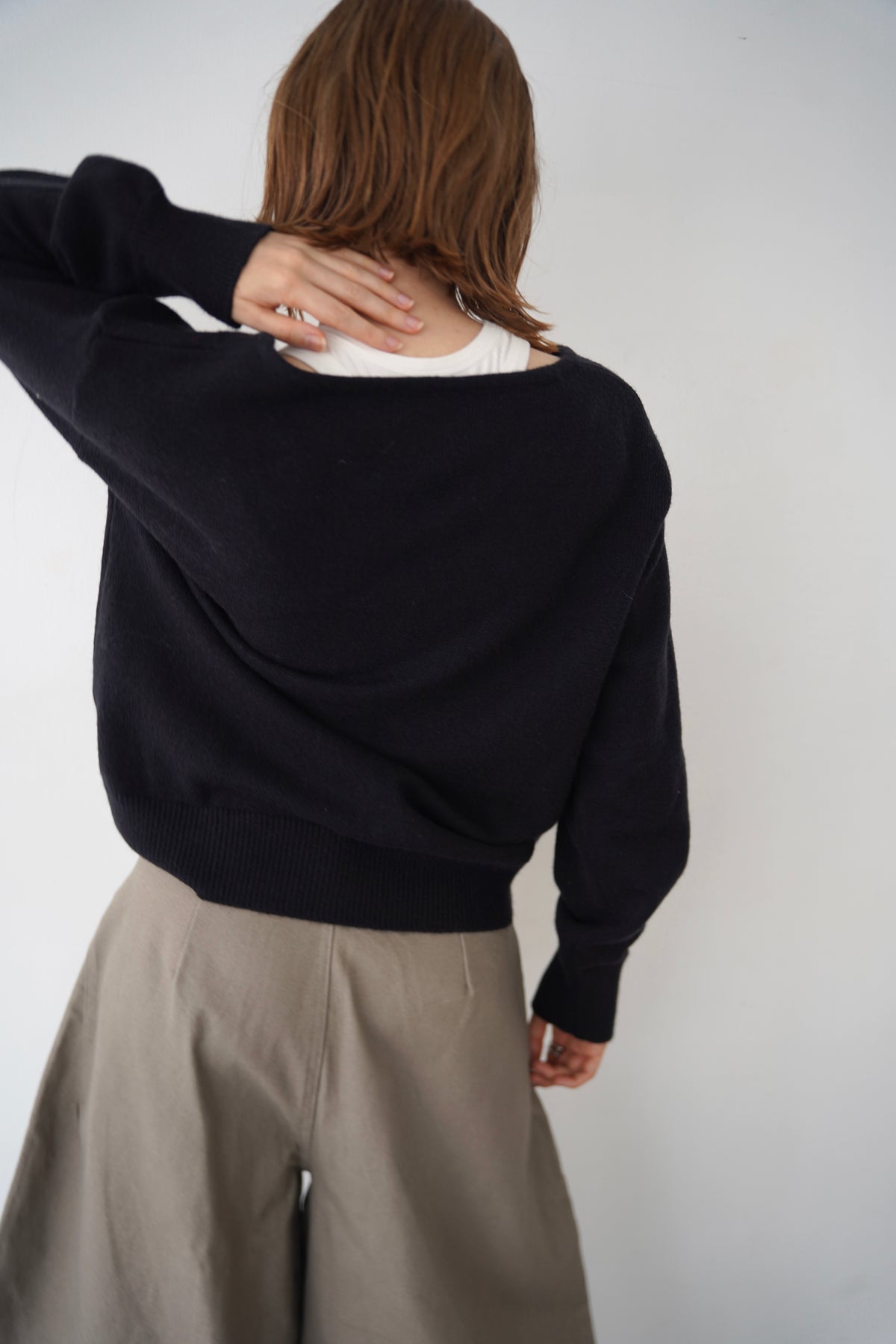 【予約販売】-10月下旬発送-Deep Vneck layered knit SET