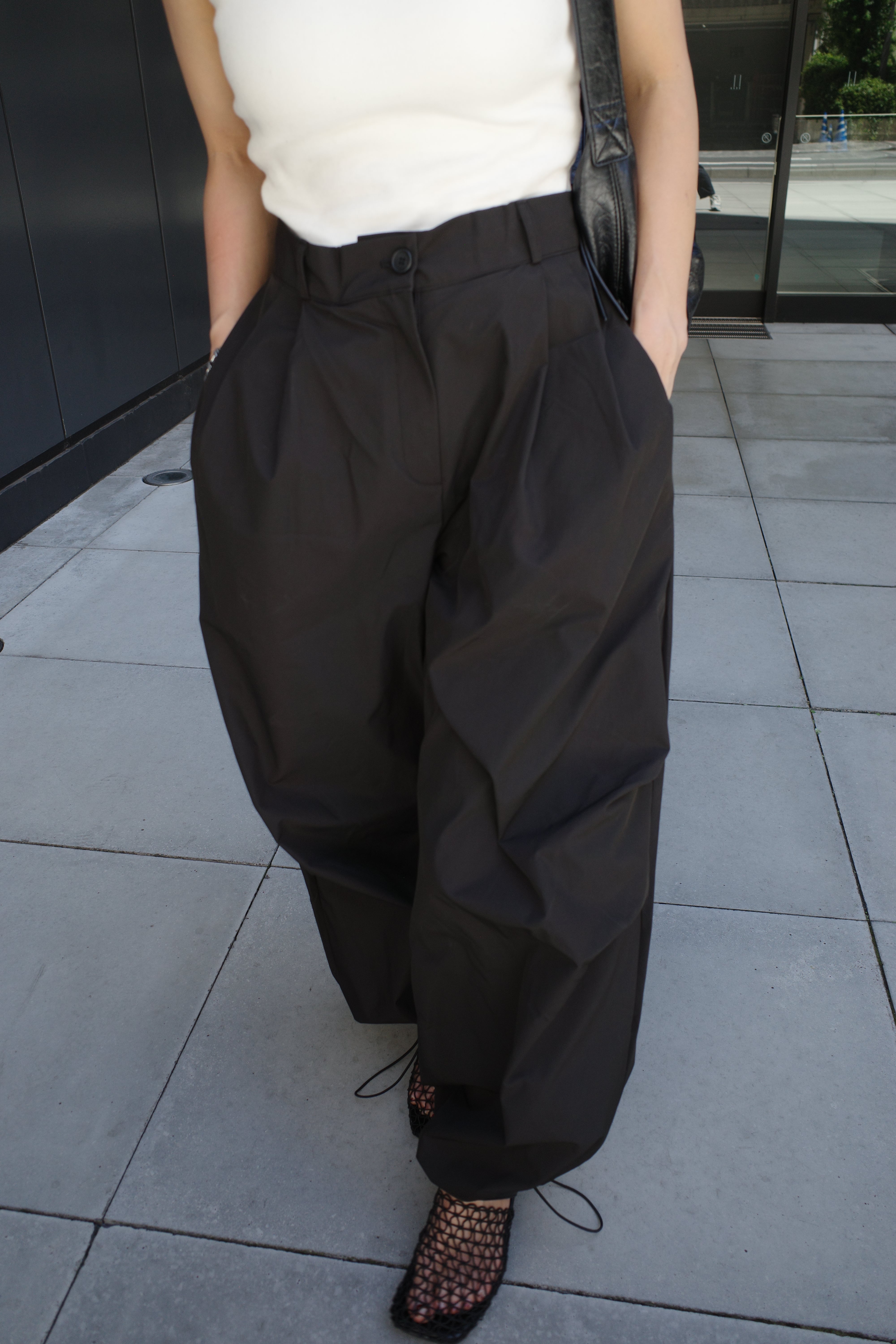 Water repellent parachute pants