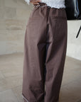 Tuck line pants
