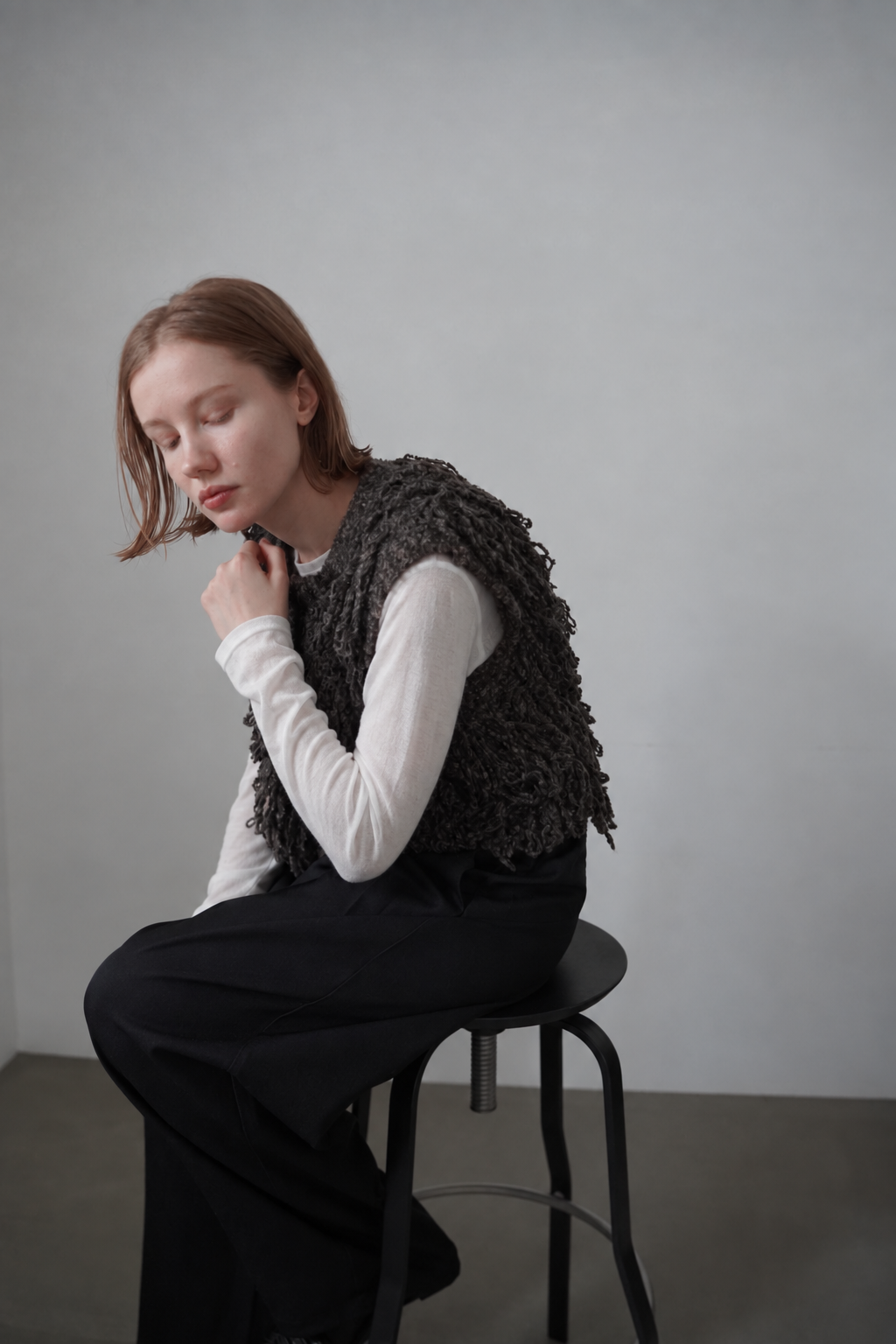 Boucle fringe vest