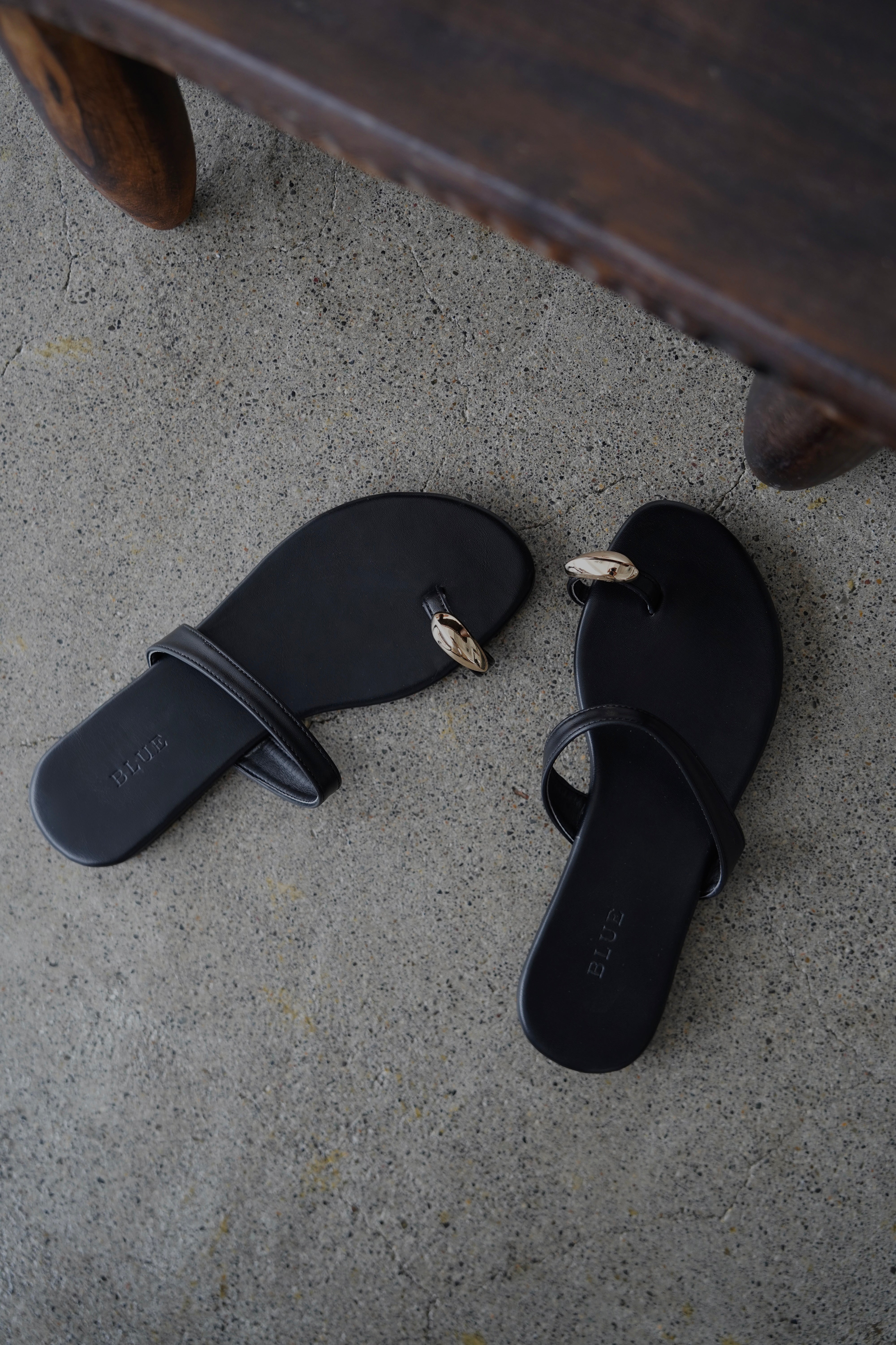 GD parts thong sandal