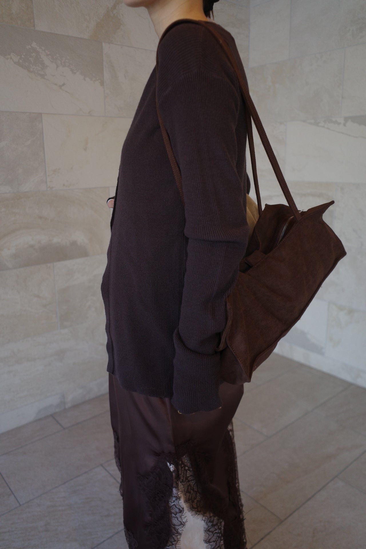 【再入荷】Vneck button lib cardigan