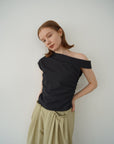 Asymmetry check blouse